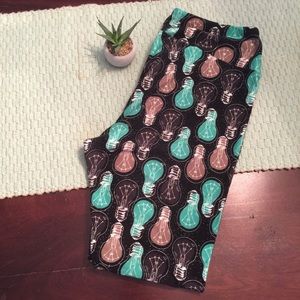 Lularoe TC Leggings Lightbulbs! 💡💡💡